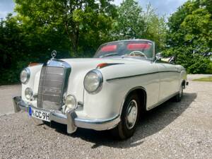 Imagen 1/55 de Mercedes-Benz 220 S Cabriolet (1957)