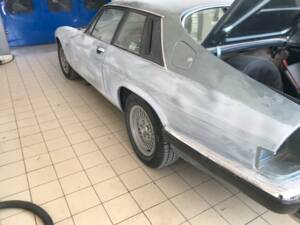 Image 31/38 de Jaguar XJ-S 3.6 (1990)