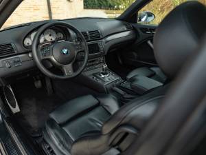Image 26/50 of BMW M3 (2002)