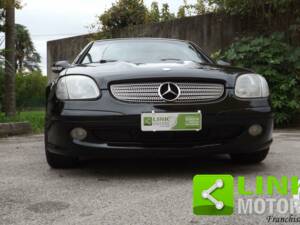 Bild 6/10 von Mercedes-Benz SLK 200 Kompressor (2000)