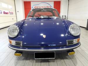 Image 2/51 of Porsche 911 2.2 T (1969)