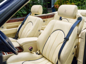 Afbeelding 25/33 van Rolls-Royce Corniche V (2001)