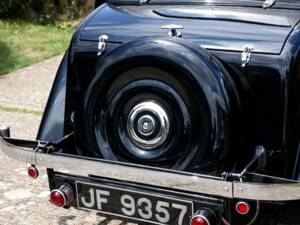 Image 17/33 of Morris 12&#x2F;4 (1935)
