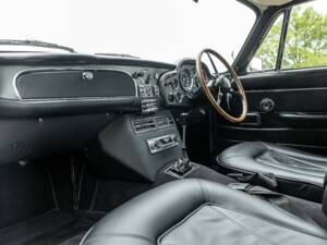 Afbeelding 42/50 van Aston Martin DB 6 (1967)