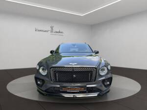 Image 4/19 of Bentley Bentayga V8 (2022)