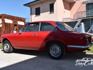 Image 11/30 de Alfa Romeo Giulia 1600 Sprint GT (1964)