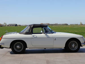 Bild 5/50 von MG MGB (1972)