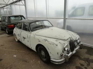 Bild 8/32 von Jaguar 240 (1968)