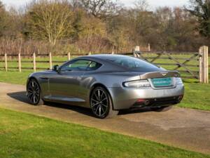 Image 3/50 of Aston Martin DB 9 GT &quot;Bond Edition&quot; (2015)