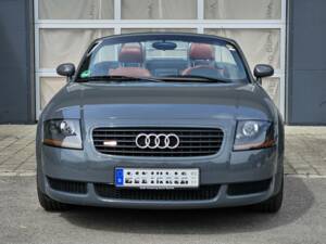 Bild 8/14 von Audi TT 1.8 T (2000)