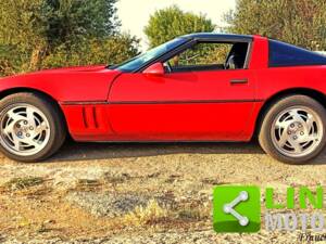 Bild 2/10 von Chevrolet Corvette Convertible (1990)