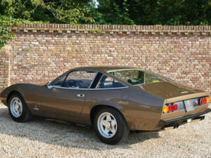 Image 44/50 of Ferrari 365 GTC&#x2F;4 (1972)