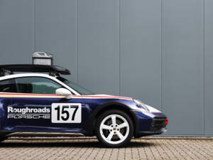 Image 5/74 of Porsche 911 Dakar (2023)