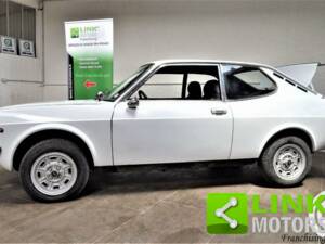 Afbeelding 9/10 van FIAT 128 Sport Coupe (1974)