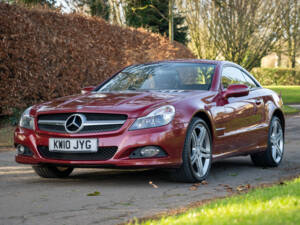 Image 2/10 of Mercedes-Benz SL 300 (2010)