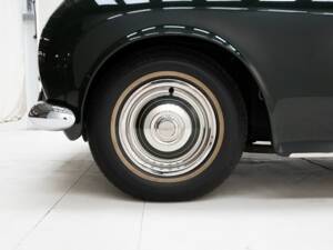 Image 8/15 of Bentley S 2 (1961)