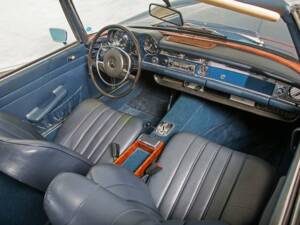 Imagen 17/20 de Mercedes-Benz 280 SL (1969)
