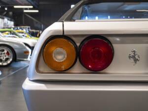 Image 14/17 of Ferrari Mondial 3.2 (1987)