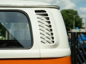 Image 13/34 of Volkswagen T2 a&#x2F;b (1973)