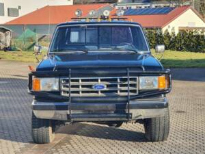 Image 2/20 of Ford F-250 (1987)