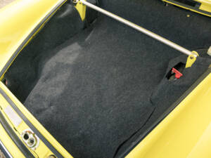Afbeelding 46/46 van Porsche 911 Carrera RS 2.7 (Touring) (1973)