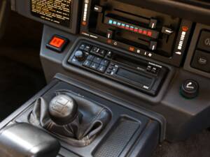 Image 16/28 of Land Rover Range Rover Classic EFI (1987)