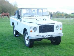 Image 7/50 of Land Rover 109 (1983)