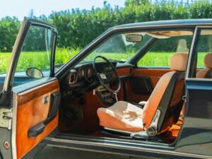 Immagine 36/49 di FIAT 130 Coupe (1973)