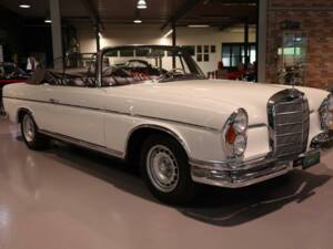 Afbeelding 7/28 van Mercedes-Benz 300 SE (1965)