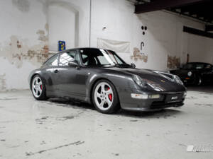 Image 2/11 of Porsche 911 Carrera (1995)