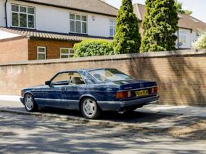 Image 40/50 of Mercedes-Benz 500 SEC (1989)