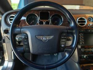 Bild 34/50 von Bentley Continental GT (2004)