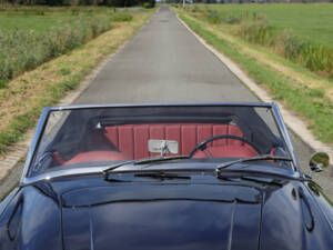 Image 26/42 de Austin-Healey 3000 Mk II (BJ7) (1963)