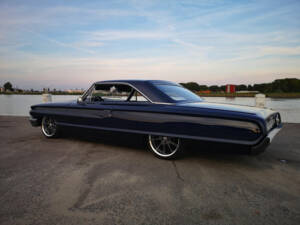 Image 2/5 of Ford Galaxie 500 (1964)