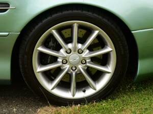 Image 16/50 de Aston Martin DB 7 Vantage (2000)