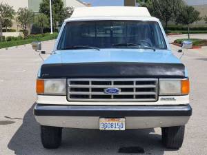Image 2/19 of Ford F-250 (1987)