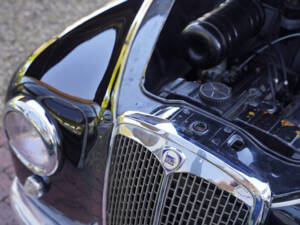 Image 38/50 of Lancia Appia C10 (1954)