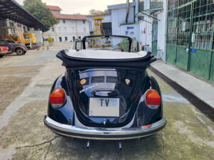 Immagine 26/47 di Volkswagen Käfer 1303 (1974)