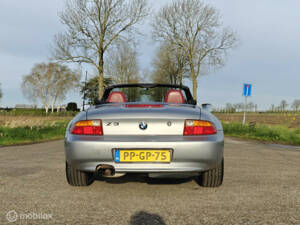 Bild 10/41 von BMW Z3 1.9 (1996)