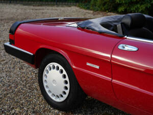 Bild 28/50 von Alfa Romeo 2.0 Spider (1988)