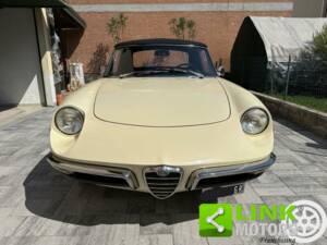 Immagine 2/10 di Alfa Romeo 1300 Spider Junior (1968)