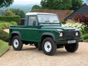Bild 21/50 von Land Rover Defender 90 Td5 (2006)