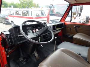 Bild 8/15 von Volkswagen LT 35 2,4 (1988)