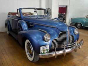 Image 1/10 of Buick Roadmaster (1940)