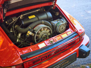 Image 23/44 of Porsche 911 SC 3.0 (1983)