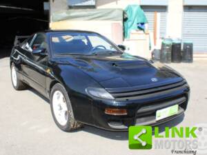 Imagen 1/10 de Toyota Celica 2.0i 16V Turbo 4WD (1992)