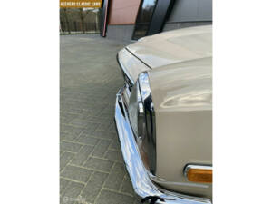 Image 9/20 de Mercedes-Benz 280 SL (1970)