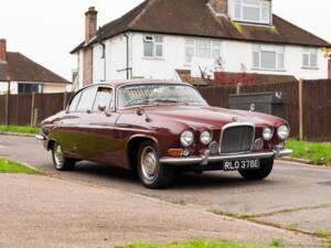 Image 1/37 of Jaguar Mk X 4.2 (1967)