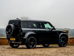 Image 3/50 of Land Rover Defender 110 V8 &quot;Bond Edition&quot; (2021)