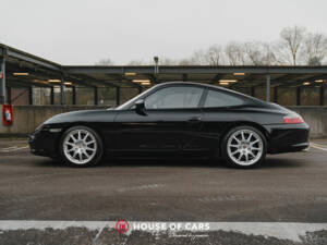 Image 7/39 of Porsche 911 Carrera (2002)